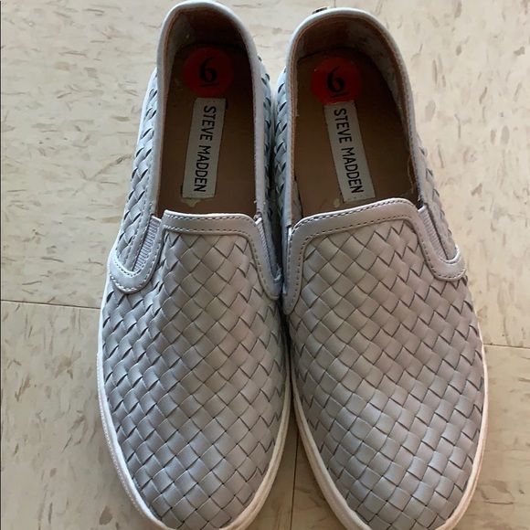 Gray leather shoes - Picture 1 of 2